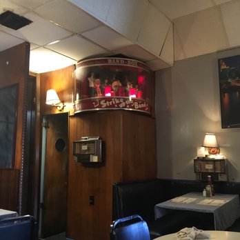 Anchor Grill - Got the juke box going! - Breakfast & Brunch Near Me - Covington, Kentucky