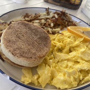 Golden Egg Cafe - 3 Eggs Any Style - Breakfast & Brunch Near Me - Ventura, California