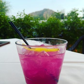 El Chorro - Prickly pear cocktail - American Near Me - Paradise Valley, Arizona El Chorro - Prickly pear cocktail - American Near Me - Paradise Valley, Arizona