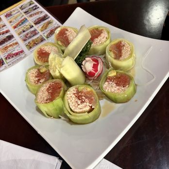 Niko Sushi Chefs - O'shi roll (no rice) - Sushi Bars Near Me - La Habra, California Niko Sushi Chefs - O'shi roll (no rice) - Sushi Bars Near Me - La Habra, California
