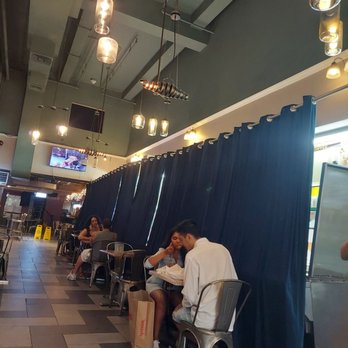 Cafe Nunez - Drab decor - Latin American Near Me - New York, New York