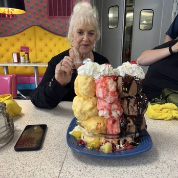 Poky Dot - Diners Near Me - Fairmont, West Virginia
