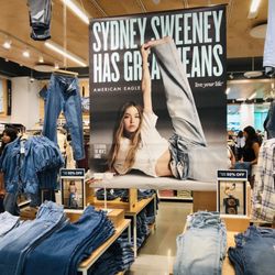 American Eagle - Sweeney Trending AUG2025