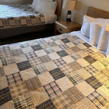 Winthrop Inn - The beds were made but hard and thin. - Hotels Near Me - Winthrop, Washington