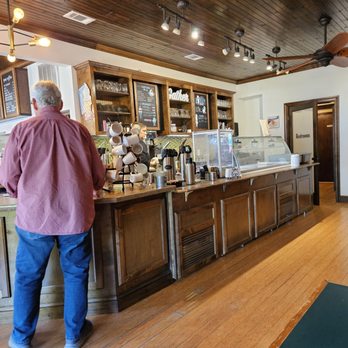 Main Street Coffee - Ice cream bar - Coffee & Tea Near Me - McCormick, South Carolina