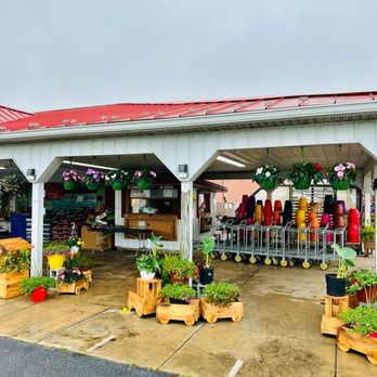 Miller Farms - a store with a red roof - Farmers Market Near Me - Clinton, Maryland Miller Farms - a store with a red roof - Farmers Market Near Me - Clinton, Maryland