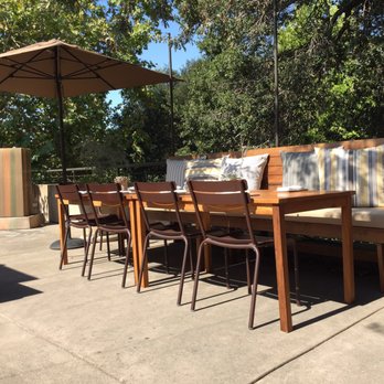 Stag's Leap Wine Cellars - New member lounge - Wine Tours Near Me - Napa, California