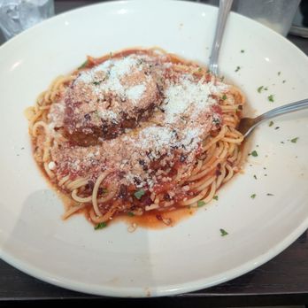 Maggiano's Little Italy - Chicken Parmesan - Pizza Near Me - Dallas, Texas