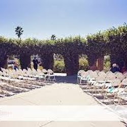 Nan Couts Cottage - West Terrace Patio - Wedding Package