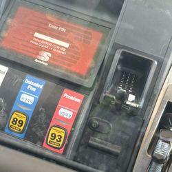 Computer locked so I couldn't activate the pump or cancel my card "those pumps can be finicky " says the 2 woman at the counter