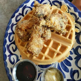 Piggy's Kitchen & Bar - Chicken and waffles - Breakfast & Brunch Near Me - Houston, Texas Piggy's Kitchen & Bar - Chicken and waffles - Breakfast & Brunch Near Me - Houston, Texas