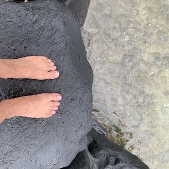 Calvin's - My toes look great in Kauai! Thanks Calvin! - Nail Salons Near Me - Templeton, California
