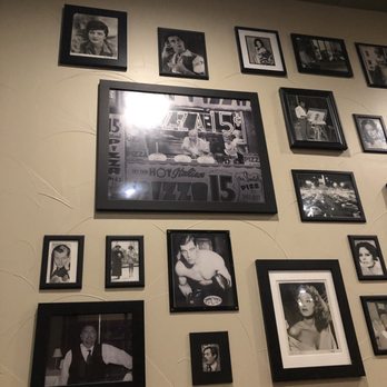 Pazzo Pomodoro - The wall - Pizza Near Me - Vienna, Virginia