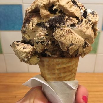 Deborah Ann's Sweet Shoppe - More mud...so yummy!! - Chocolatiers & Shops Near Me - Ridgefield, Connecticut