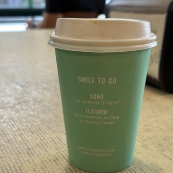 Smile To Go - Decaf latte - Coffee & Tea Near Me - New York, New York