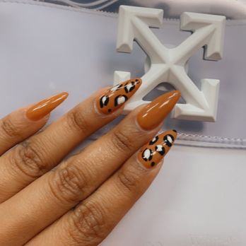 Mindy Nails Bar - Gel fill with design - Nail Salons Near Me - Whittier, California