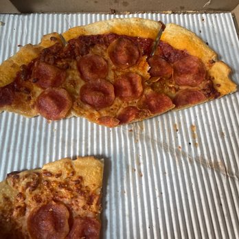 Pizza Hut - Pepperoni Pizza - Pizza Near Me - Yucaipa, California