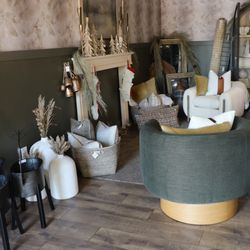 Ivory & Olive Decor