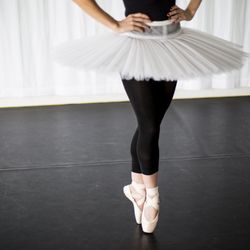 Align Ballet Method - Los Angeles - Our instructor Kiara. We can take students from beginner to pointe shoes in 6 months.