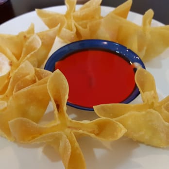 Mr Hui's - Crab rangoon. Light and flaky with a nuce creamy goodness on the inside. - Chinese Near Me - Lincoln, Nebraska Mr Hui's - Crab rangoon. Light and flaky with a nuce creamy goodness on the inside. - Chinese Near Me - Lincoln, Nebraska