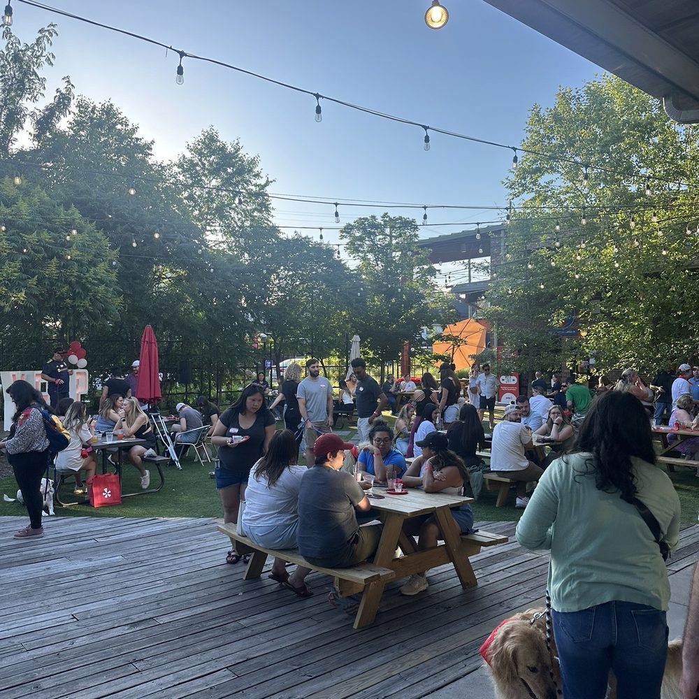 Fat Bottom Brewing - Courtyard (dog friendly!) - Breweries Near Me - Nashville, Tennessee Fat Bottom Brewing - Courtyard (dog friendly!) - Breweries Near Me - Nashville, Tennessee