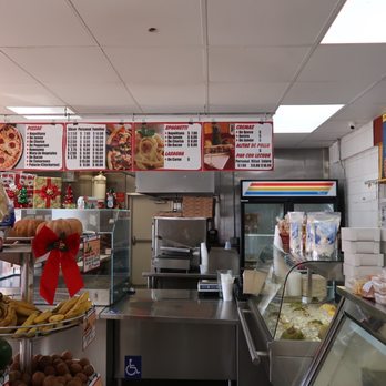 El Palacio De Los Jugos - Fruits & Veggies Near Me - Miami, Florida