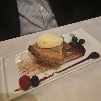 Six Tables a Restaurant - Apple pie - New American Near Me - Boca Raton, Florida