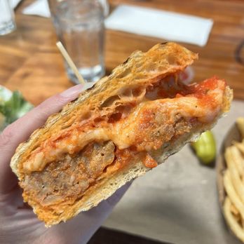Carrara's Pastries - Desserts Near Me - Moorpark, California