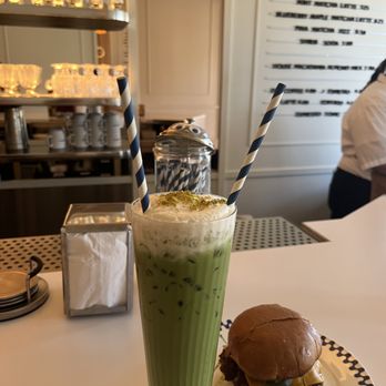 Dreamboat - Pistachio matcha - Vegan Near Me - San Diego, California Dreamboat - Pistachio matcha - Vegan Near Me - San Diego, California