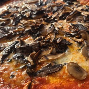 VEZZO NYCThinCrust Pizza - 16" Shroomtown - Pizza Near Me - New York, New York VEZZO NYCThinCrust Pizza - 16" Shroomtown - Pizza Near Me - New York, New York