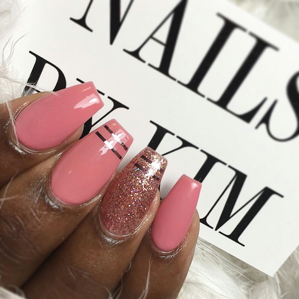 Nails by Kim Logo