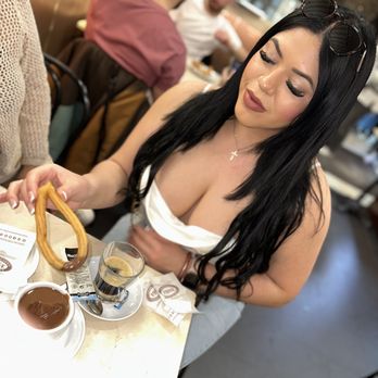 Chocolatería 1902 - Breakfast & Brunch Near Me - Madrid, M