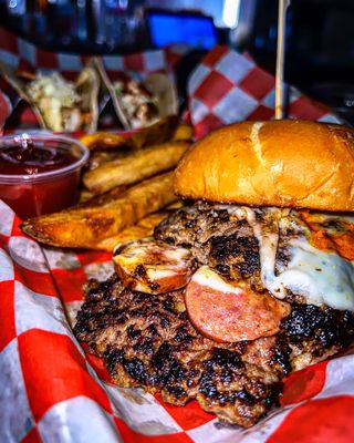 Rear End Gastropub & Garage by null