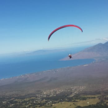 Paraglide Maui - I can take any picture during flying.. here is my friend - Paragliding Near Me - Kula, Hawaii Paraglide Maui - I can take any picture during flying.. here is my friend - Paragliding Near Me - Kula, Hawaii