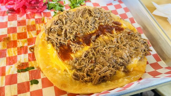 El mariachi birria y tacos by null
