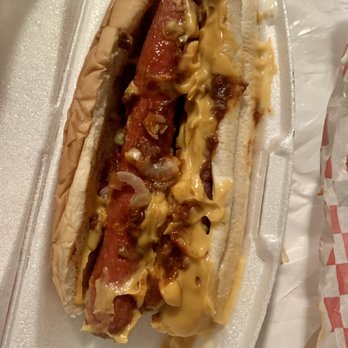 Checkers - Grilled hotdog with chili and cheese - Burgers Near Me - Miami, Florida Checkers - Grilled hotdog with chili and cheese - Burgers Near Me - Miami, Florida