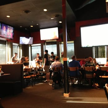 Buffalo Wild Wings - American Near Me - Middletown, Kentucky