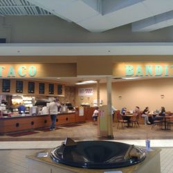 Taco Bandito - Plenty of seating.