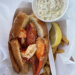 Overton's - Lobster roll