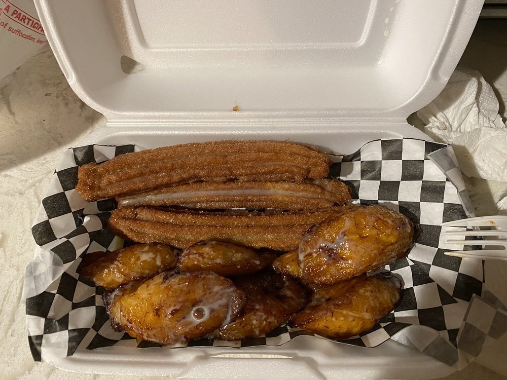 Churros Y Platanos Ruiz Logo