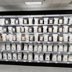 Qualita Mart - Seven Year Harvest branded goods like walnuts, hazelnuts, pecans, apricots, almonds, cashews, peanuts, and an impressive variety of spices.
