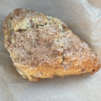 Main Street Caffe - Cinnamon scone - Coffee & Tea Near Me - Cheshire, Connecticut