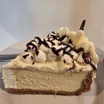 Strawberry Inn - The best smores cheesecake!! A must have. - Resorts Near Me - Strawberry, California Strawberry Inn - The best smores cheesecake!! A must have. - Resorts Near Me - Strawberry, California