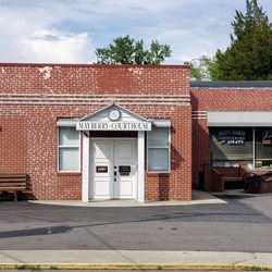 Mayberry Courthouse - View of Mayberry Courthouse