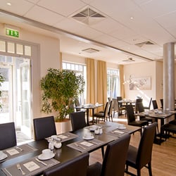 Achat Plaza Hotel
