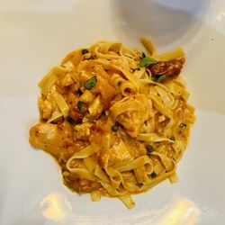 Zola Ristorante - Tagliatelle Salmon - delish!