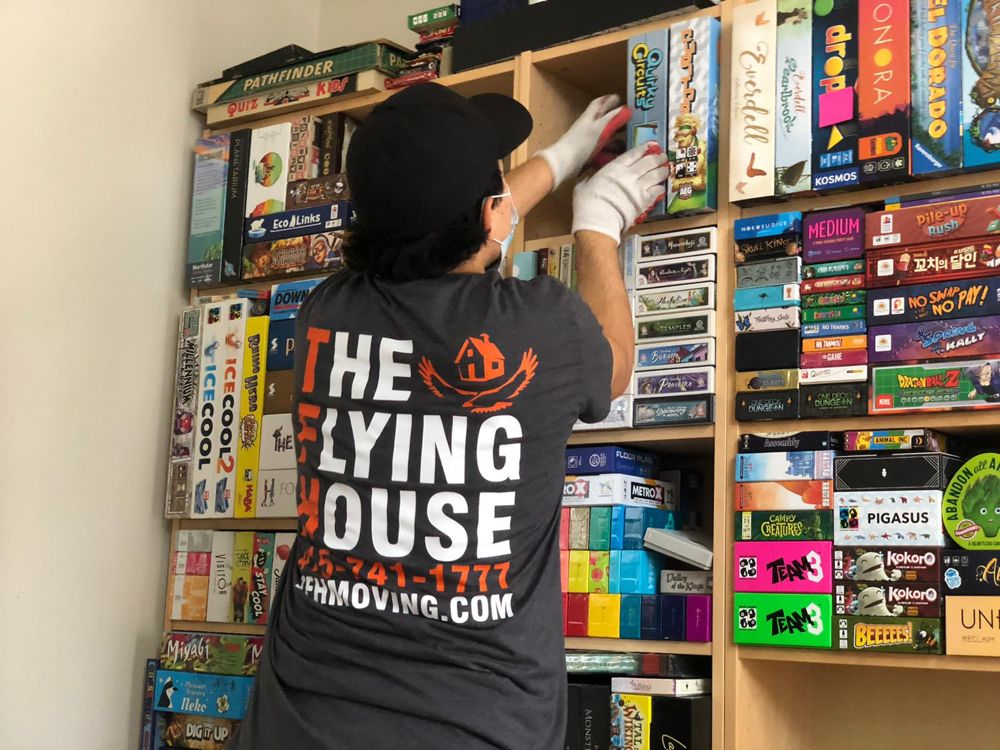 THE FLYING HOUSE MOVING SERVICES LLC