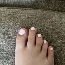 Perfect Nails - Gel Pedicure