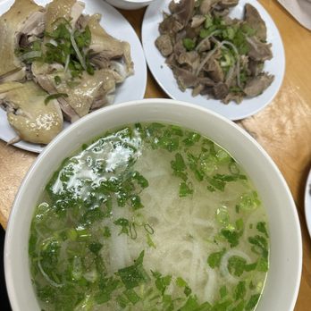 Pho Ga Hai Van 2 - Anaheim - Dark meat chicken pho with the side of chicken gizzards - Vietnamese Near Me - Anaheim, California