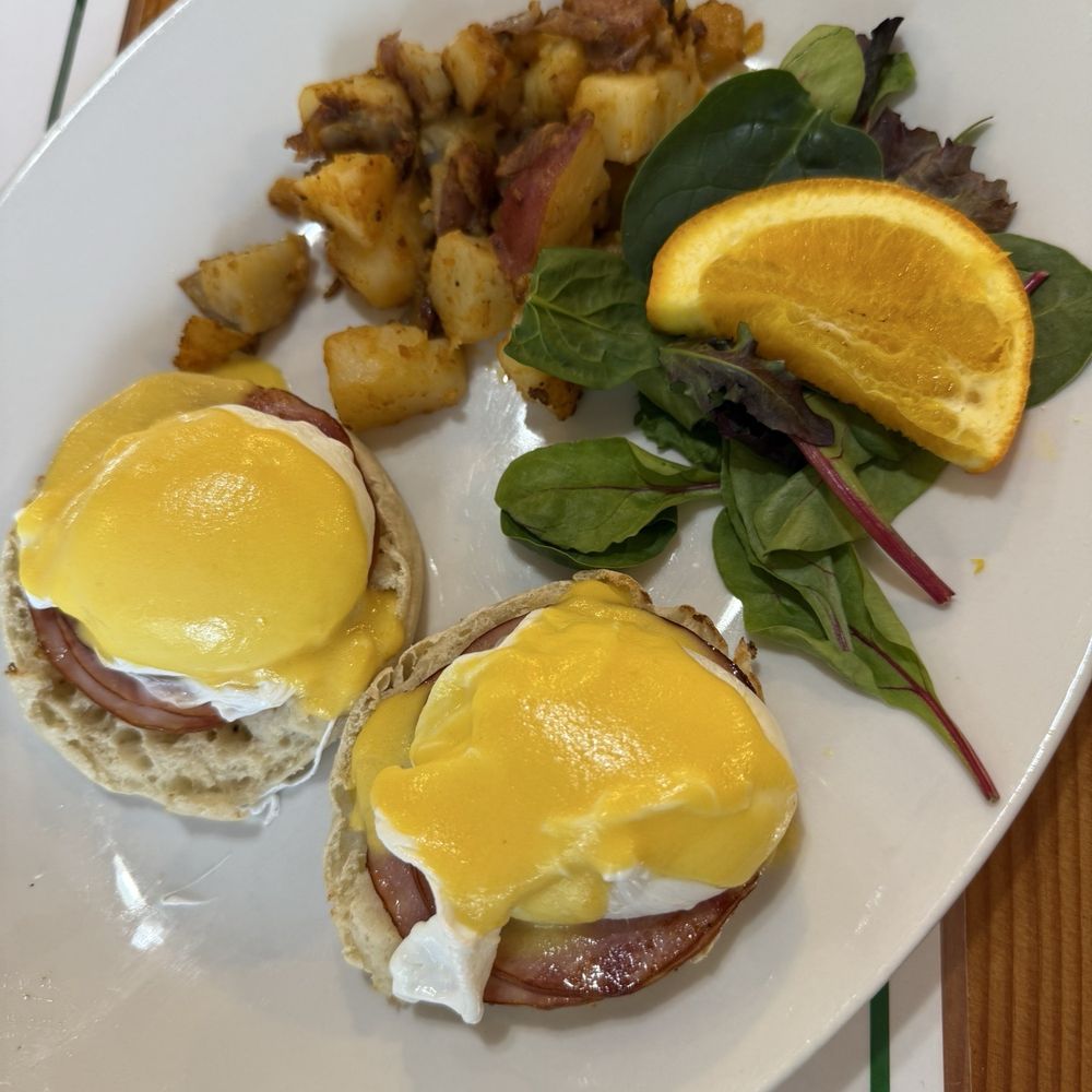 Eggs Benedict Eggs Benedict